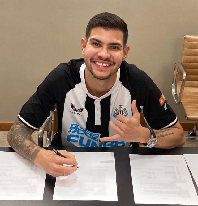 1643582632420069442.jpg FKXNPHaXoAkT7Co.jpg